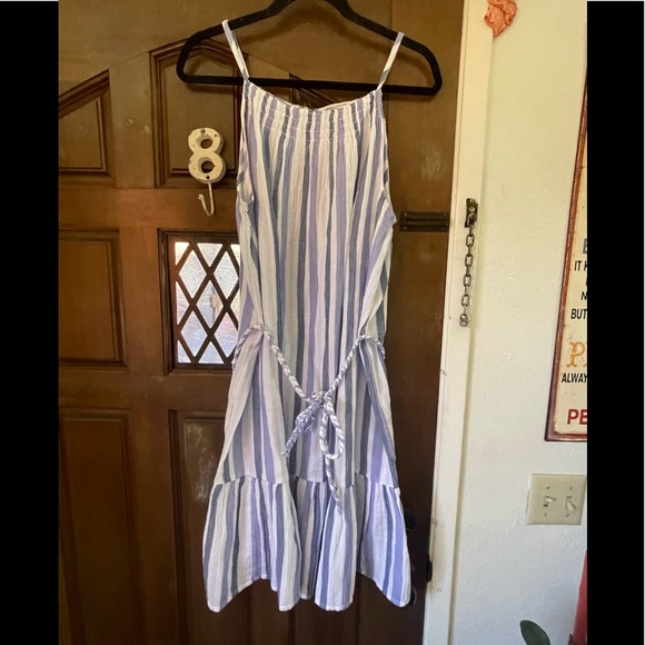 beachlunchlounge Dresses & Skirts - NWT Beachlunchlounge blue and white 100% cotton striped sun dress